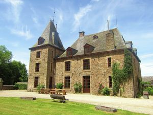 Schloss für 15 Personen (300 m&sup2;) in Trois-Ponts