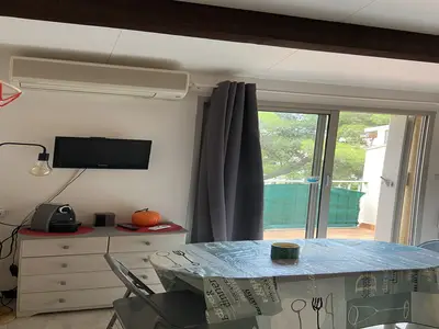 DiningRoom