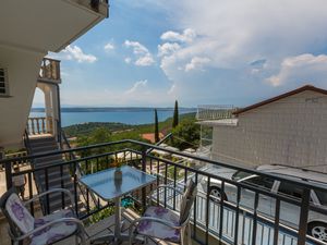 23943363-Studio-2-Crikvenica-300x225-2