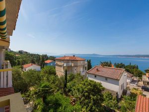 23941805-Studio-2-Crikvenica-300x225-4