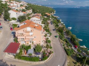 23941281-Studio-2-Crikvenica-300x225-3