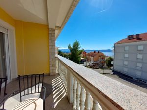 23946603-Studio-2-Crikvenica-300x225-2