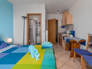 23728555-Studio-2-Crikvenica-300x225-4