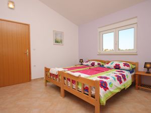 23929746-Studio-2-Fažana-300x225-4