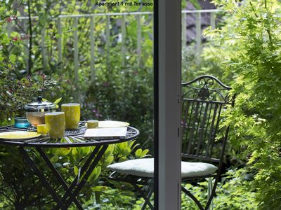 Terrasse mit Essbereich