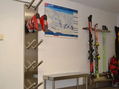 Alpin Apart Maurer -Skiraum