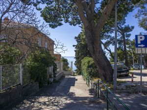 23940680-Studio-2-Makarska-300x225-5