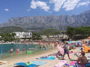 23940991-Studio-2-Makarska-300x225-2