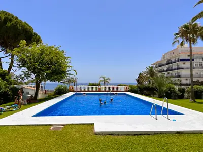 PoolOfHouse