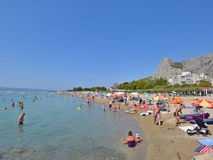 23943993-Studio-2-Omiš-300x225-1