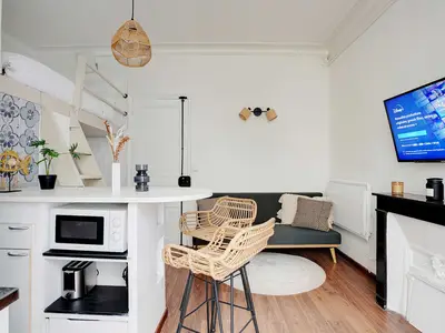 DiningRoom