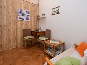 23931793-Studio-2-Rijeka-300x225-1