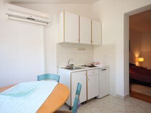 23929887-Studio-3-Rovinj-300x225-3