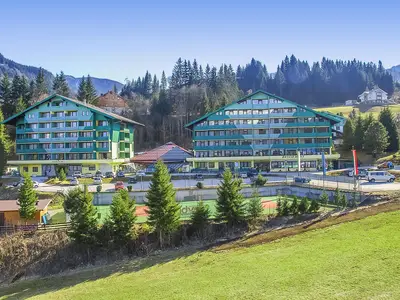 ALP_EXT_SUMMER_FRONT_VIEW_2014_RGB