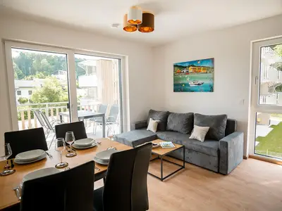 Blue_Lake_Apartment_Web_8