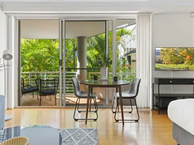 DiningRoom