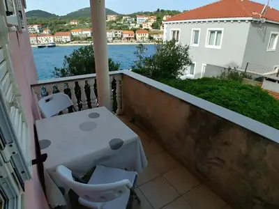 balcony-terrace
