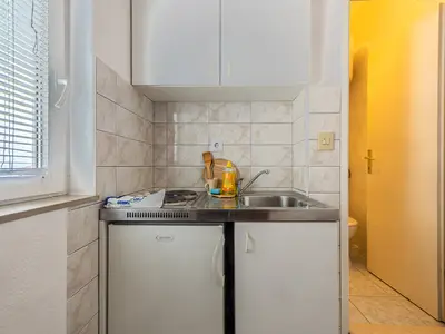 Studio für 3 Personen (25 m²) in Baska Voda 1/10