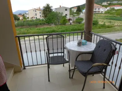 balcony-terrace