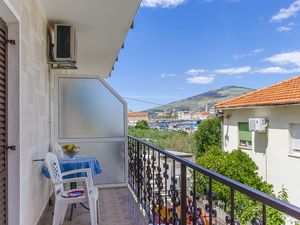 23942437-Studio-2-Trogir-300x225-1