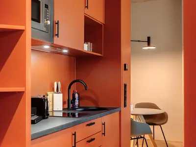 Studio Superior Premium