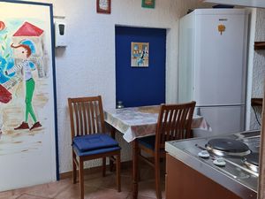 23934060-Studio-2-Veli Lošinj-300x225-3