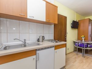 23944331-Studio-3-Vodice-300x225-4