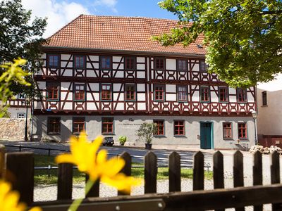 Aussenansicht Hotel Stadthaus Arnstadt mit Pfarrhof