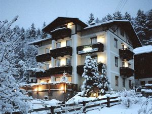 15223479-Suite-3-Berchtesgaden-300x225-1