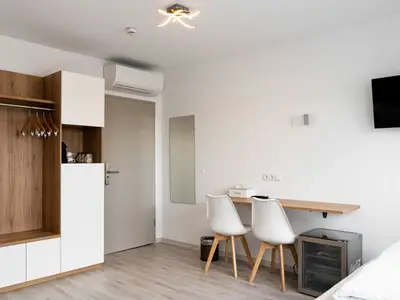 Suite für 3 Personen (35 m²) in Bonn 7/10