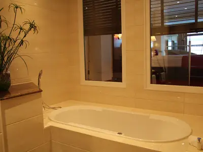 Deluxe Suite Airpool Badewanne