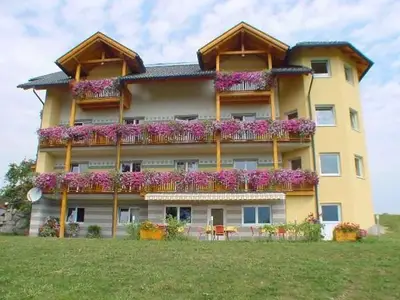 Suite für 3 Personen (30 m²) in Villach 2/10