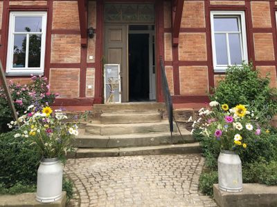 Eingang vom Dorfplatz