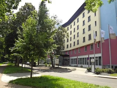 Suite für 2 Personen (53 m²) in Görlitz 6/10 Suite für 2 Personen (53 m²) in Görlitz 6/10