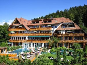 23380403-Suite-3-Hinterzarten-300x225-1