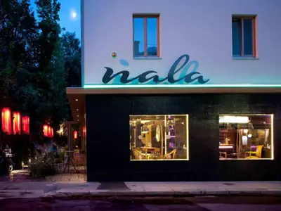 Suite für 3 Personen (33 m²) in Innsbruck 1/10