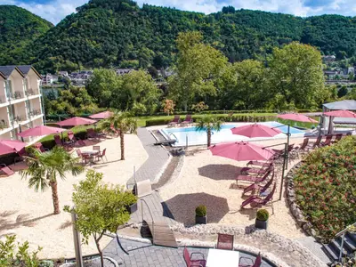 Moselstern****Parkhotel "Krähennest"