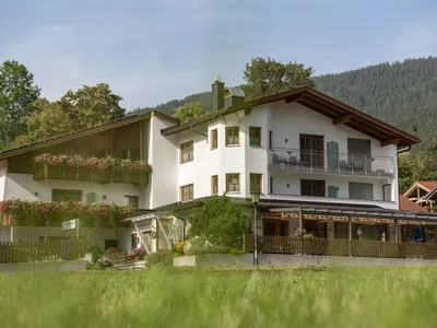 Suite für 4 Personen (48 m²) in Oberammergau 1/10