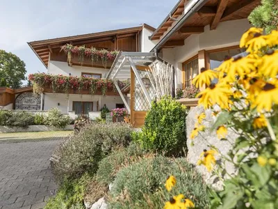 Suite für 4 Personen (48 m²) in Oberammergau 2/10