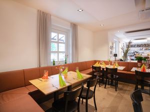 22207909-Suite-4-Oberkirch-300x225-4