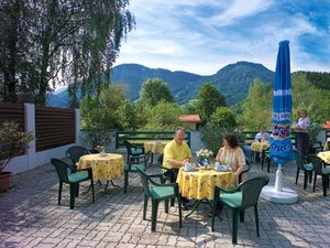 23307899-Suite-2-Ruhpolding-300x225-3