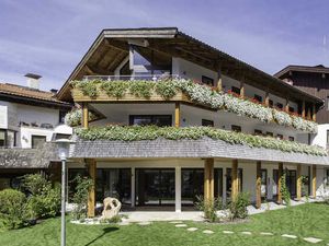 22371725-Suite-2-Schliersee-300x225-3