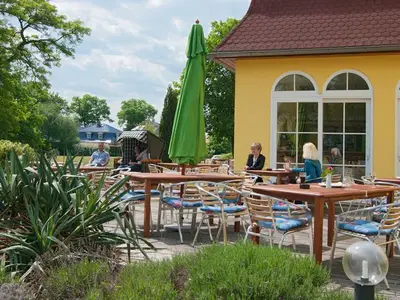 Suite für 3 Personen (42 m²) in Brielow 1/10