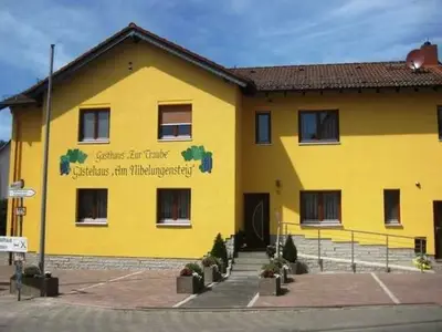 Suite für 2 Personen (20 m²) in Lautertal (Odenwald) 1/5