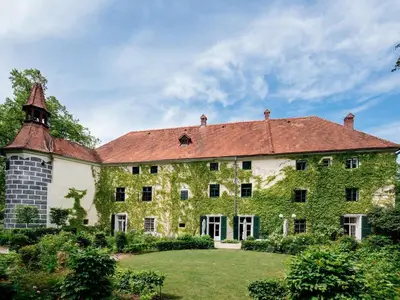 Schloss Ernegg