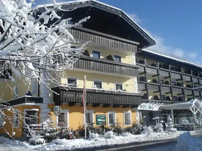 Suite für 4 Personen (42 m²) in Weißensee 4/10 Suite für 4 Personen (42 m²) in Weißensee 4/10