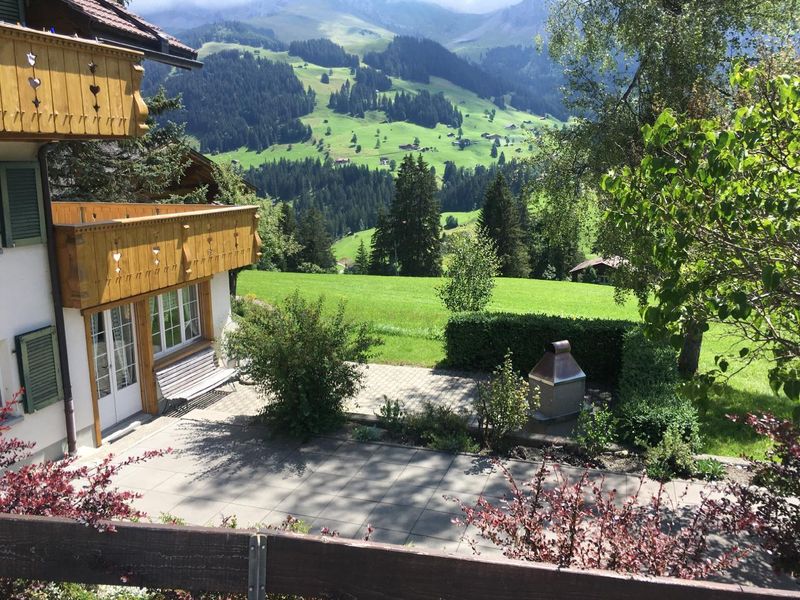 Sitzplatz vor der Wohnung