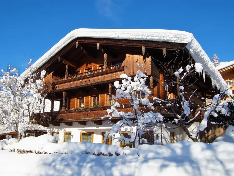 Connys Landhaus_Alpbachtal_Außen Winter Connys Landhaus_Alpbachtal_Außen Winter