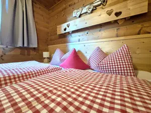 Schlafzimmer im Hüttenlook