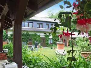 ExteriorSummer ExteriorSummer